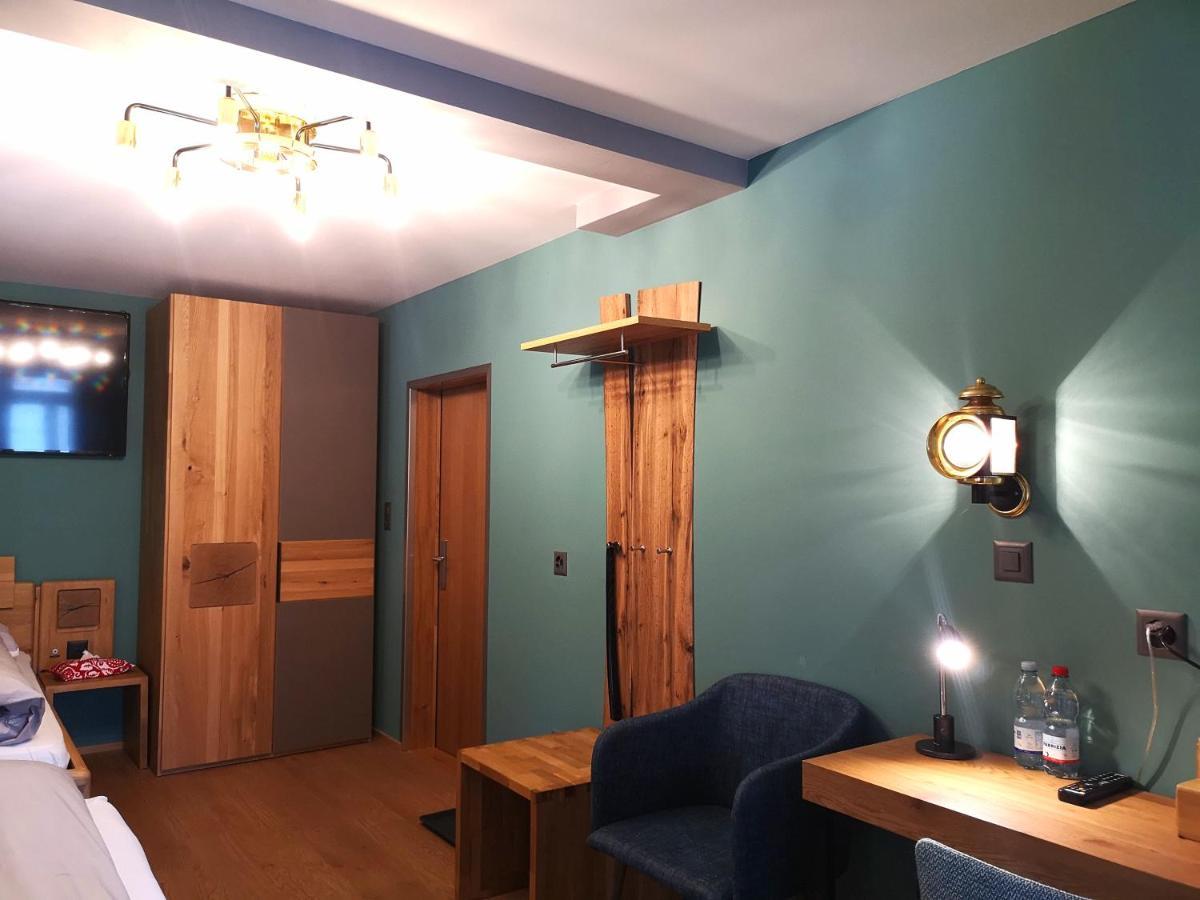 Gasthof Zur Buendte Jenins Exterior foto